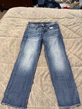 BKE Tyler Straight Jeans in Medium Blue Wash
